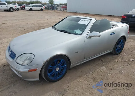 2004 Mercedes-Benz Slk 230 Kompressor from USA, damaged, VIN WDBKK49F64F299674